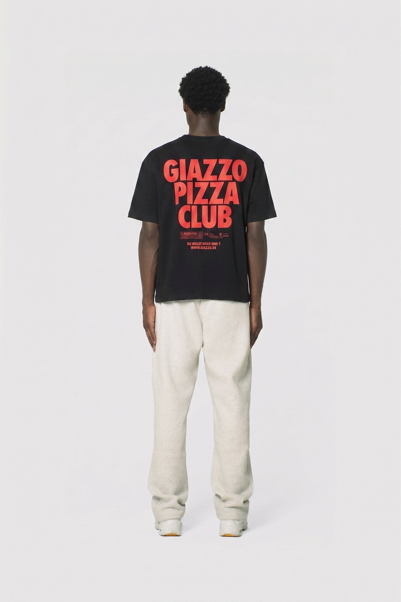 Club Shirt Schwarz – großer GIAZZO PIZZA CLUB Rückenprint, Mann